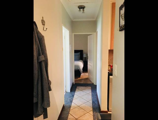 2 BEDROOM SIMPLEX TO LET IN BOARDWALK